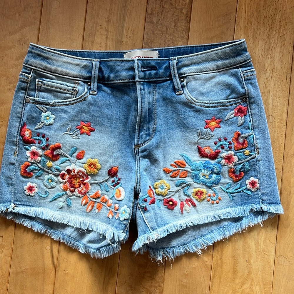 Driftwood denim Shorts 26